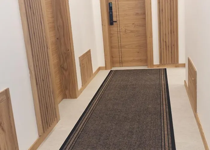 506 Zlatni Javor Aparthotel 4*