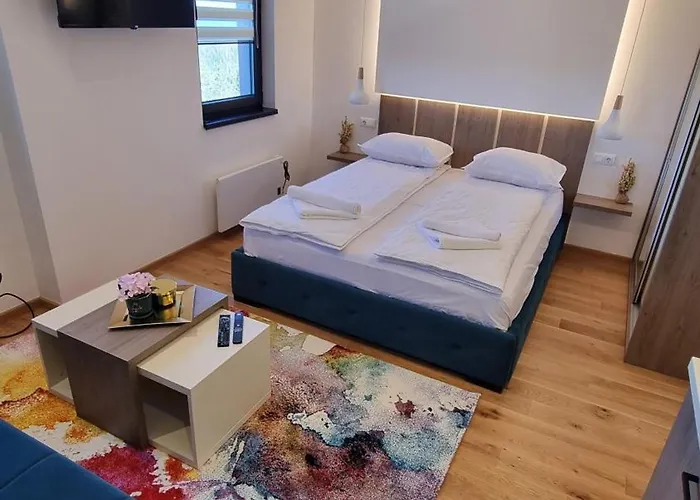 Aparthotel 506 Zlatni Javor 4*